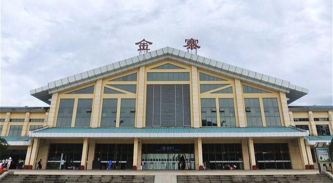 高铁站.jpg